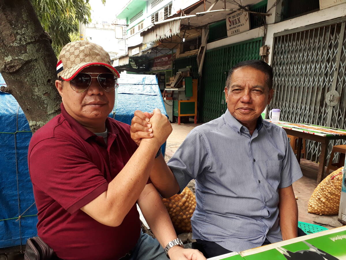 Ramli Taha Kepergok “Ngobar” UE. Ada Apa?