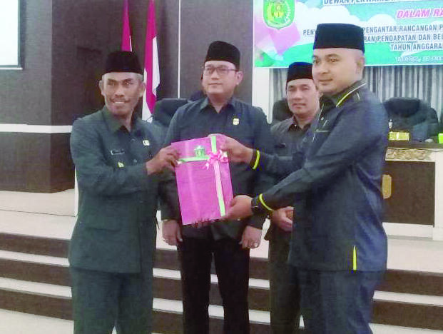 Rapat Paripurna DPRD Tebo Sampaikan Nota Pengantar RAPBD.TA 2020