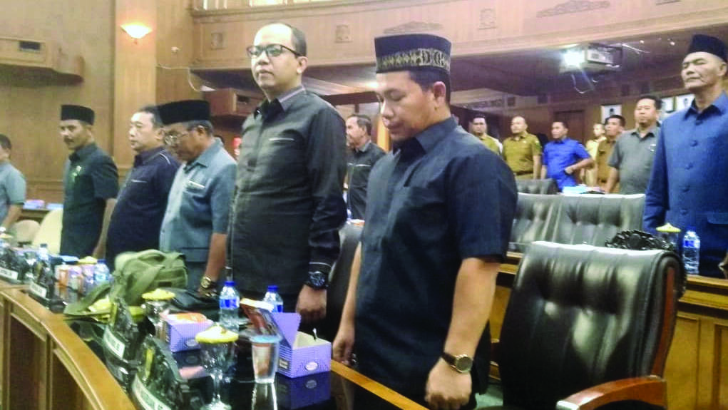 Rapat Paripurna Tentang Jawaban DPRD Atas Tanggapan Bupati Muaro Jambi