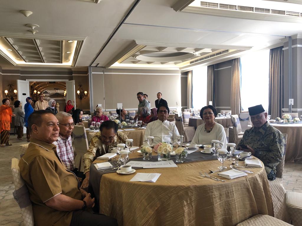 Reunian Anggota MPR/DPR, Bacagub Jambi Usman Ermulan Ucapkan Terima Kasih