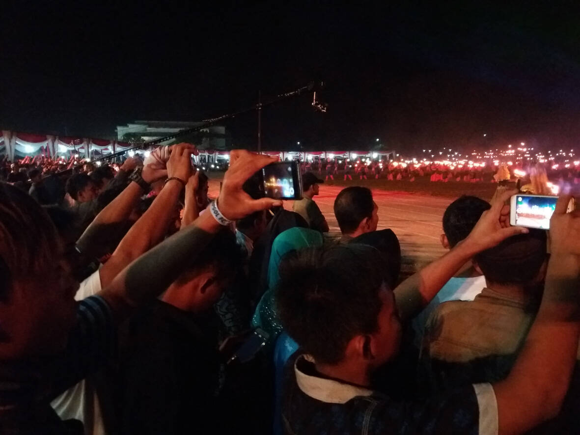 Ribuan Masyarakat Abadikan Rangkaian MTQ