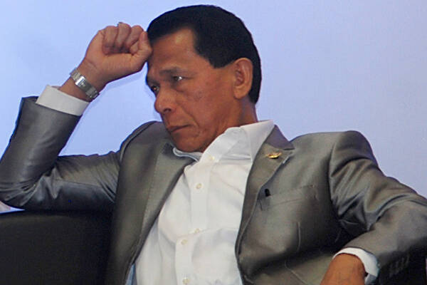Rizal Djalil Segera Duduk di Kursi Pesakitan