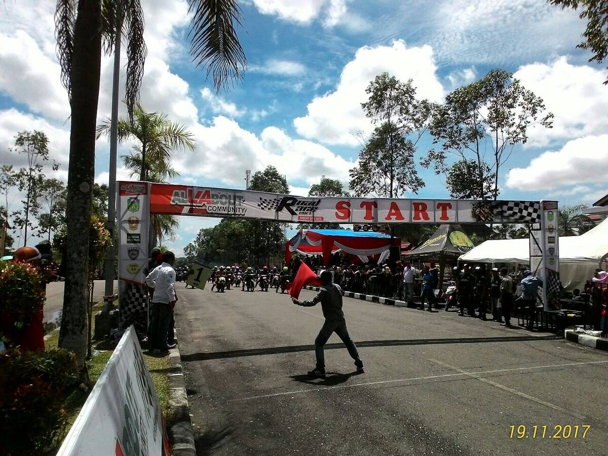 Road Race Open 2017 Resmi Dibuka dan Ditutup Dandim 0416 Bute Dan Wabup Tebo Syahlan