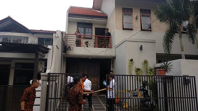 Rumah Pimpinan KPK Diteror Bom
