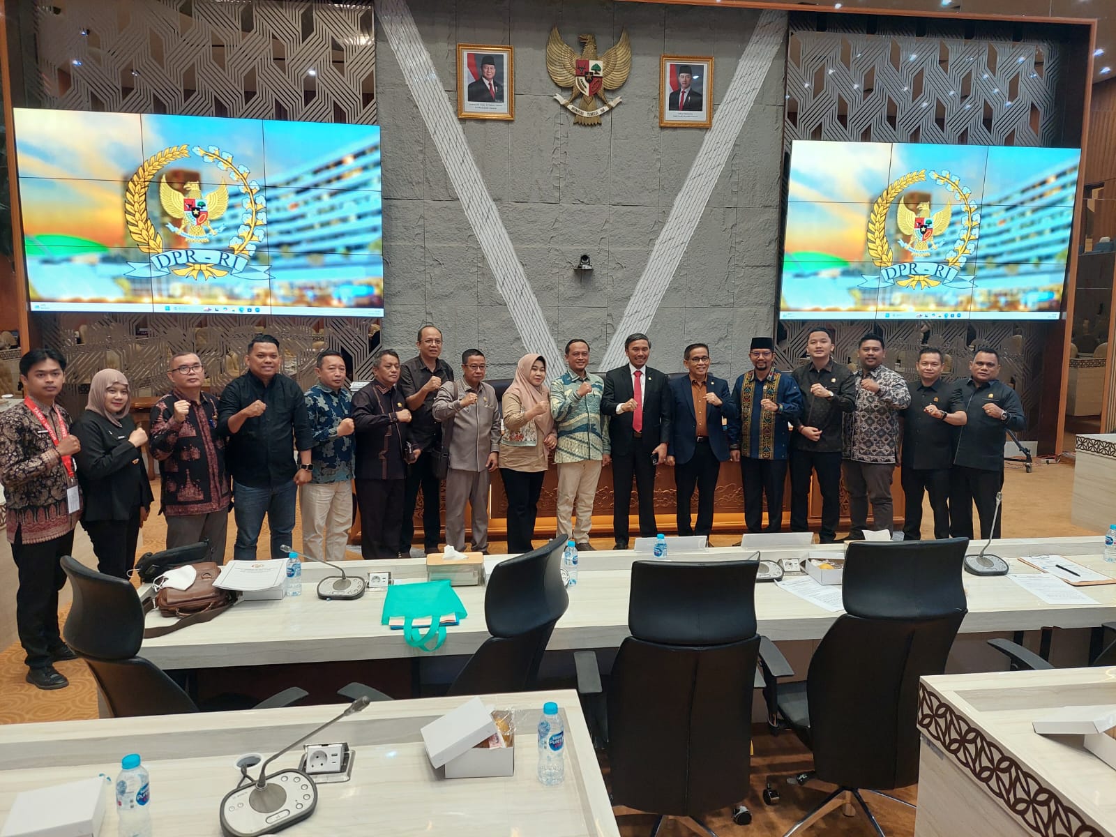 Sampaikan Kondisi Jalan, Komisi III DPRD Jambi Konsultasi ke Direktorat Jenderal Bina Marga Kementerian PU dan Komisi V DPR RI