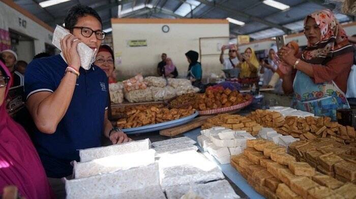 Sandiaga Selalu Tanyakan Harga Tempe Setiap Kunjungi Pasar