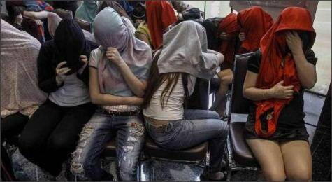 Satpol PP Mengamankan Lima Pekerja Kecantikan