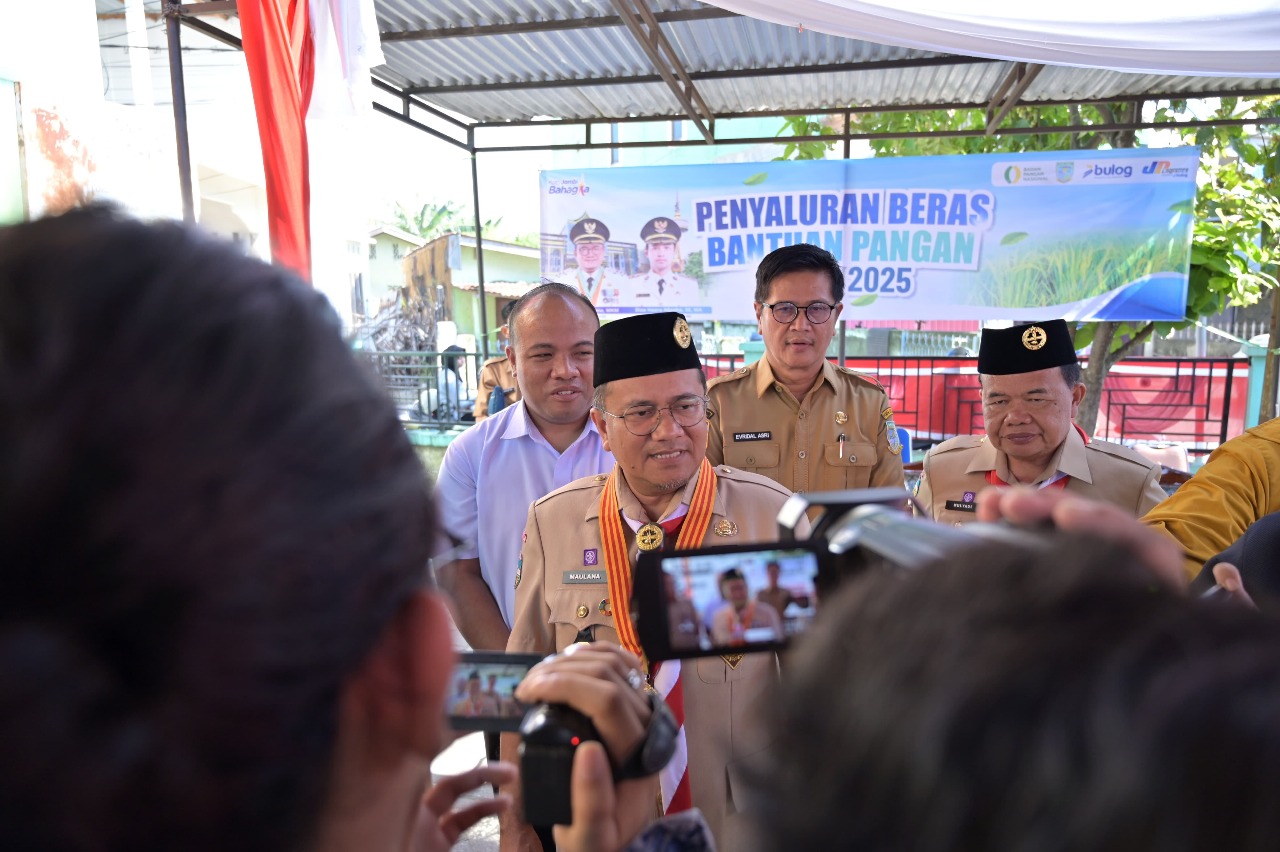 Sebanyak 26.173 Warga Penerima Manfaat se-Kota Jambi Terima Beras Bantuan Pangan