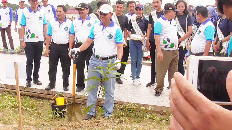 Sekda : Buang Sampah ke Sungai Rusak Kualitas Air