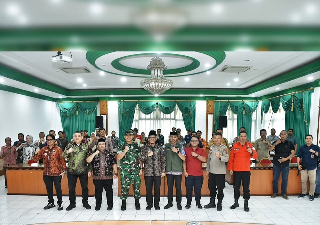 Sekda Buka Rapat Pembentukan Satgas Karhutla Batang Hari
