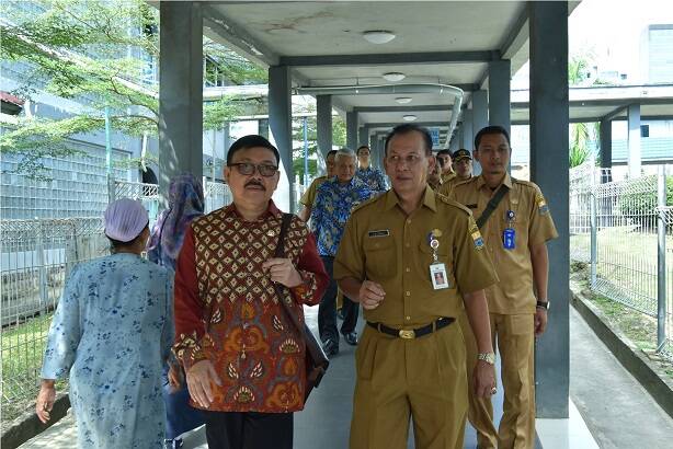 Sekda Harap Pelayanan Publik Pemprov Raih Zona Hijau