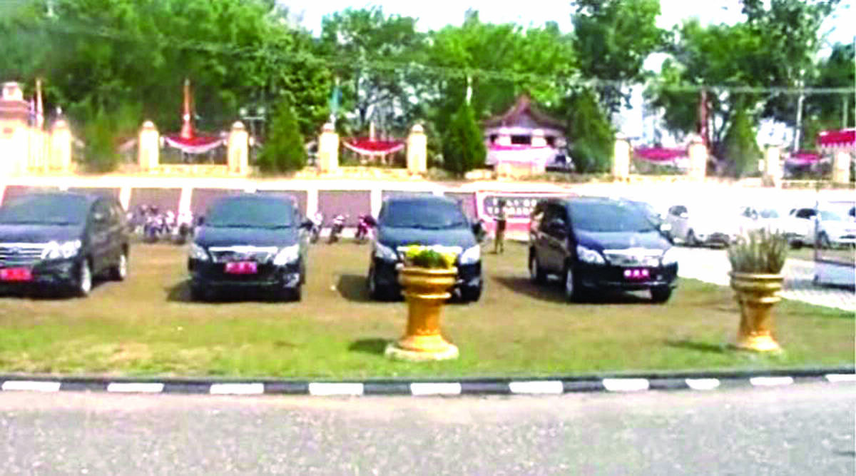 Sekda : Tarik Semua Mobil Dinas