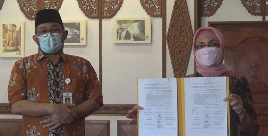 Selamatkan Lansia dari Covid-19, Pemprov Jambi Vaksinasi Serempak