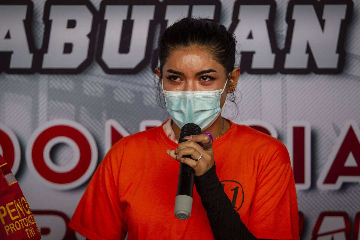Selebgram Millen Cyrus Tetap Ditahan di Sel Pria