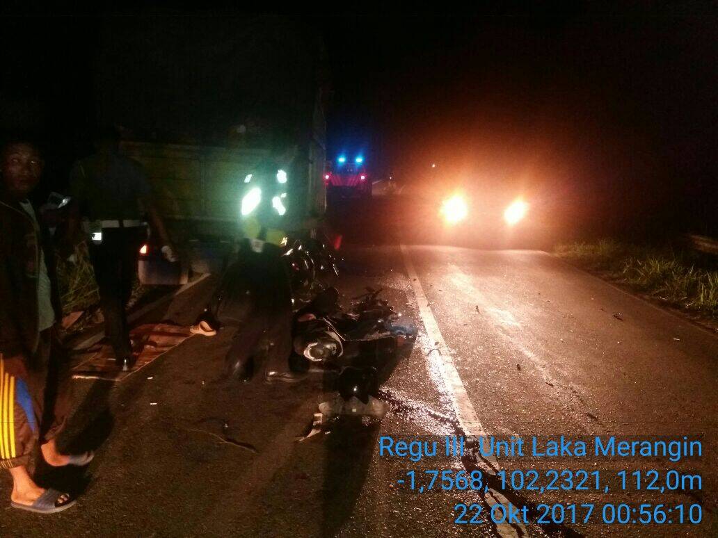 Tabrak Truck Rusak di Tabir, Aiman Meninggal di Tempat