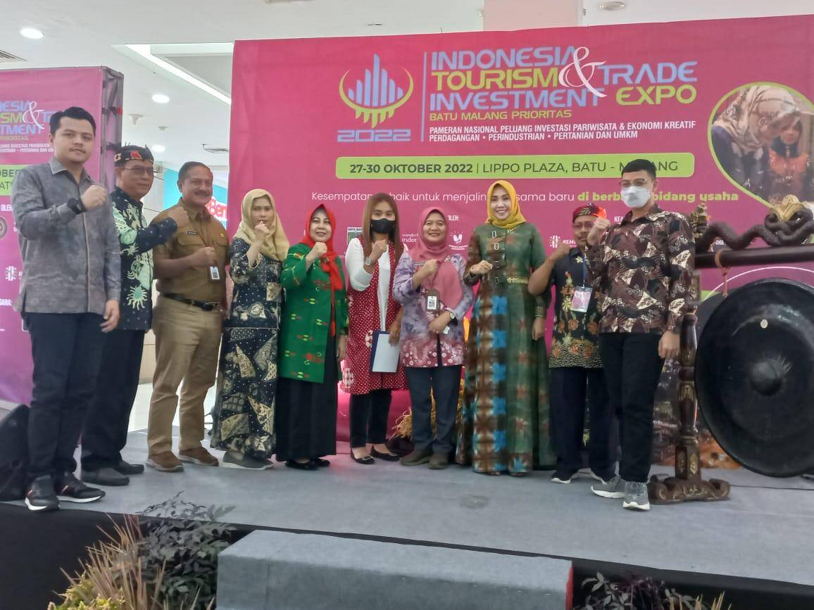Tanjab Timur Juara Terbaik Stan Pameran Indonesia Tourism dan Trade Investment Expo