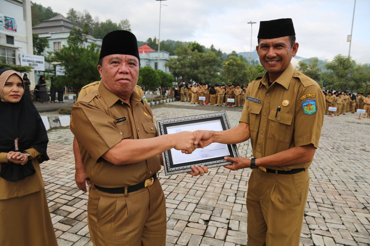 Tanjung Bajure, Dapat Penghargaan Pasar Tertip Ukur