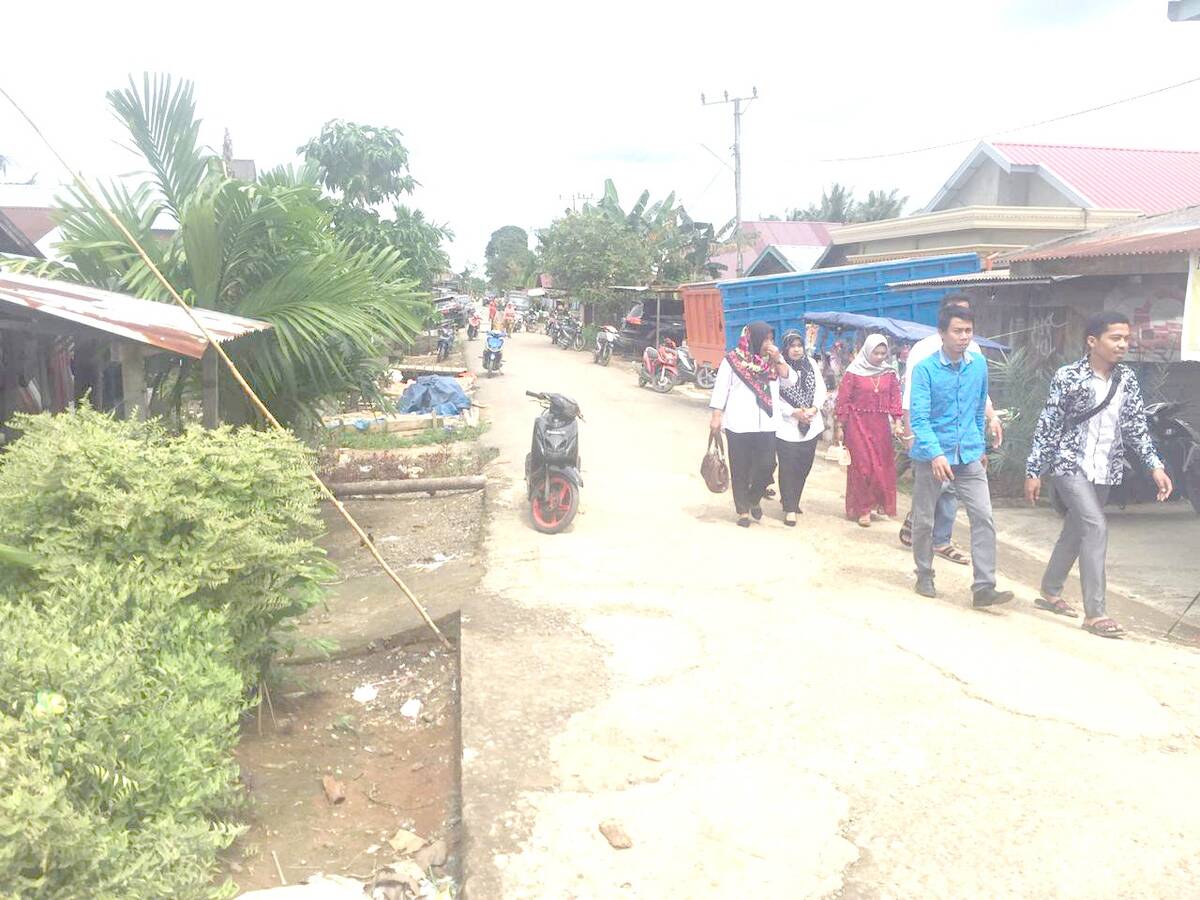 Temui Warga Lambur Luar, Romi Pastikan Pelebaran Jalan