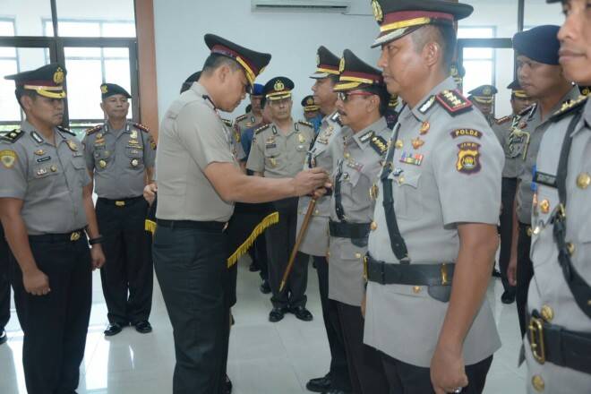 Tiga Pejabat Utama Polda Jambi dan Kapolres Batanghari Resmi Diganti