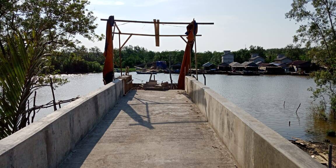 Tipikor Polres Tanjabtim Periksa Proyek Pembangunan Jembatan Gantung Desa Kuala Simbur