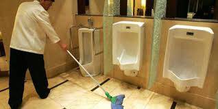 Toilet Umum Bandara Predikat Bintang Empat