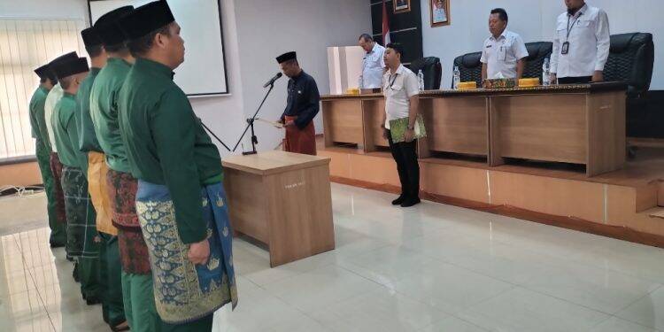 Tujuh Pejabat Dilantik Harus Bersama-sama Bangun Batanghari