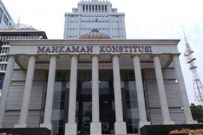 Uji Materi UU Ciptaker dan UU ITE Tertunda Akibat Covid