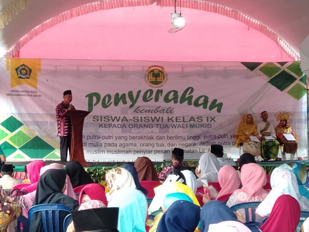 Usai Ikuti UNBK, MTSN 1 Tanjabtim Lepas Siswa Kelas IX