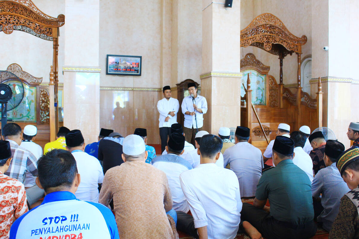 Usai Sholat Jum’at, Pemkab dan Masyarakat Tanjabtim Gelar Sholat Ghaib