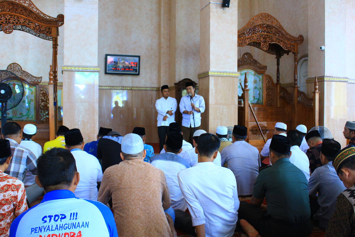Usai Sholat Jum’at, Pemkab dan Masyarakat Tanjabtim Gelar Sholat Ghaib