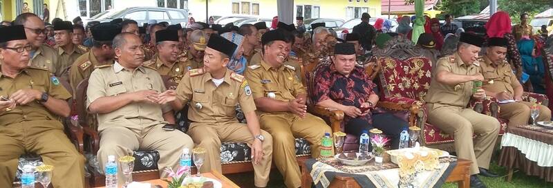 Wabup, H Hillalatil Badri Meriahkan Acara Sertijab Bathin VIII