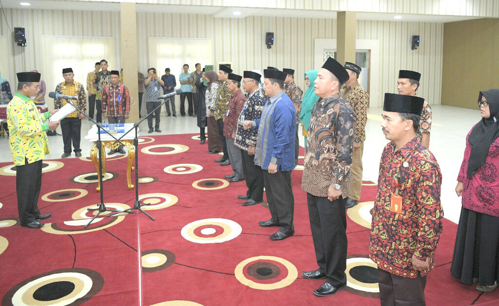 Wabup Lantik 15 Pejabat Eselon II, III dan IV