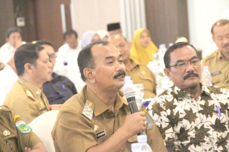 Wabup Sambut Baik Penggunaan Aspal Karet
