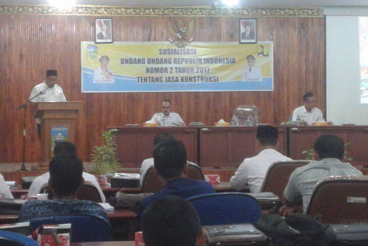 Wabup Sarolangun Buka Sosialisasi Uu Jasa Konstruksi