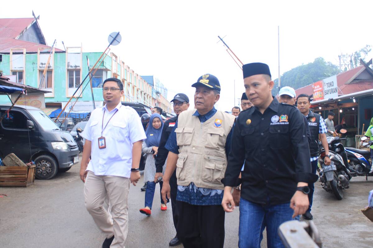 Wagub Jambi Sidak Pasar Jelang Natal dan Tahun Baru 2024, Harga Bahan Pokok Stabil dan Stok Aman