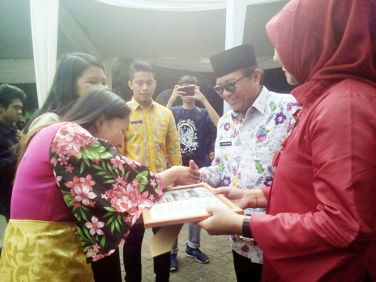 Wagub Sarankan Pantun Jadi Lomba di Ajang Seni SMA