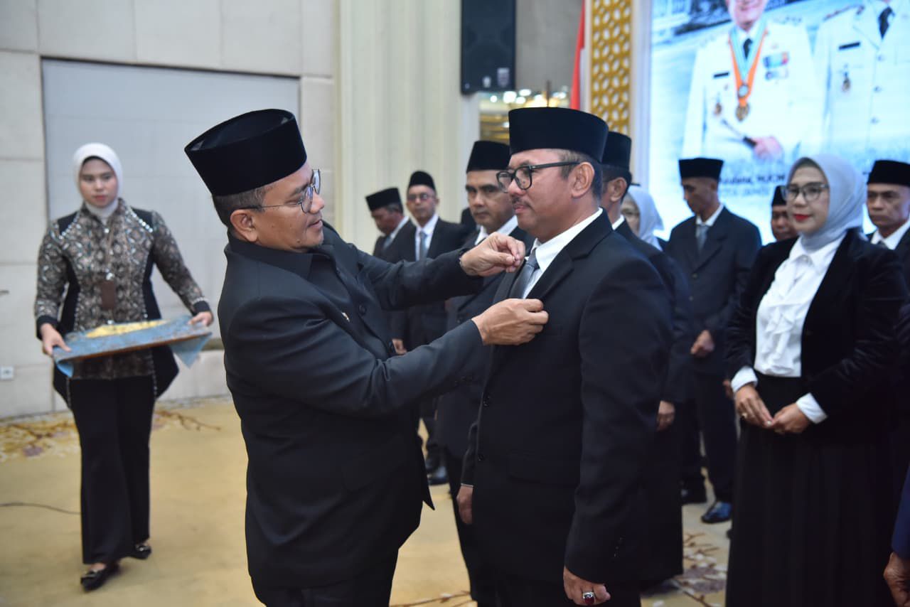 Wali Kota Maulana Kukuhkan FKRT Kota Jambi, Dorong Sinergi RT dalam Wujudkan Kota Jambi Bahagia