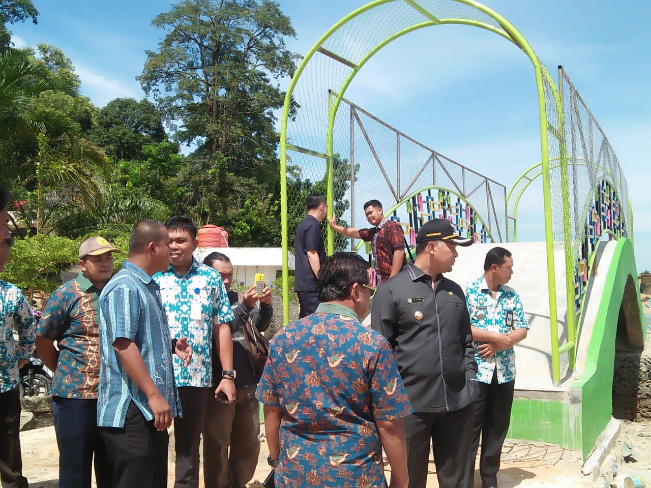 Walikota Jambi Syarif Fasha Tinjau Kesiapan Danau Sipin Paska di Hantam Banjir Beberapa Waktu Lalu.