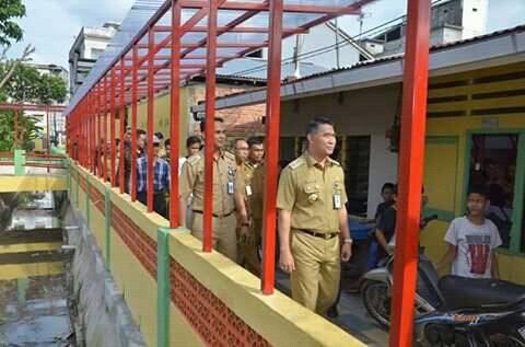 Walikota Tinjau Pembangunan Kawasan Kumuh