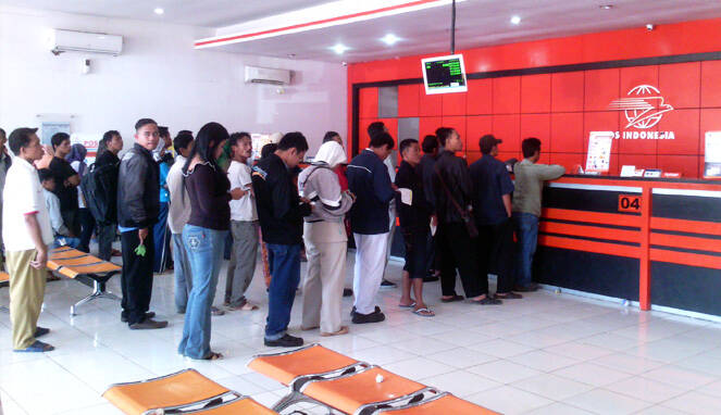 Warga Jambi Bayar PBB Lewat Pos