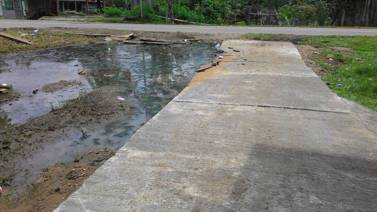 Warga Keluhkan Pembangunan Jalan Setapak