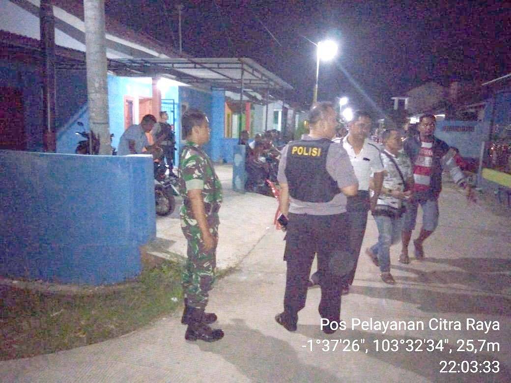 Warga Perumahan di Mendalo Dihebohkan Benda Mirip Bom