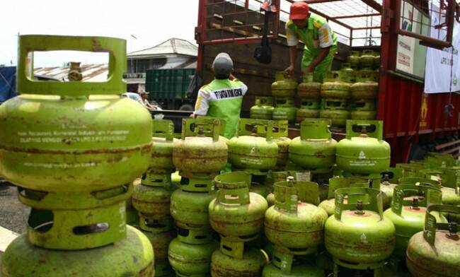 Warga Temukan Gas Elpiji 3 Kg Campur Air