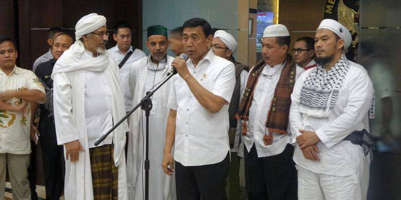 Wiranto Jelaskan Alasan Jokowi Tak Temui Massa Aksi 313