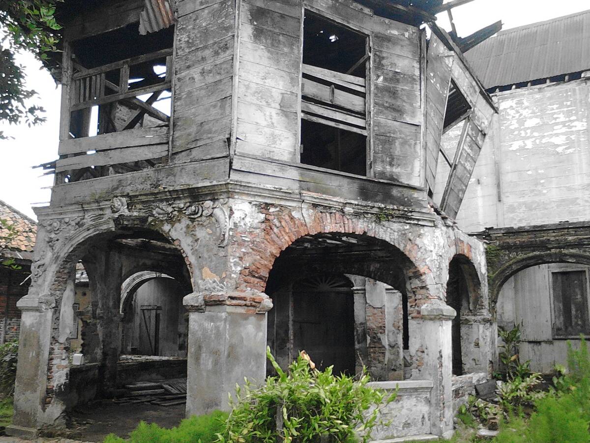 Wisatawan Berharap Rumah Batu Diselamatkan