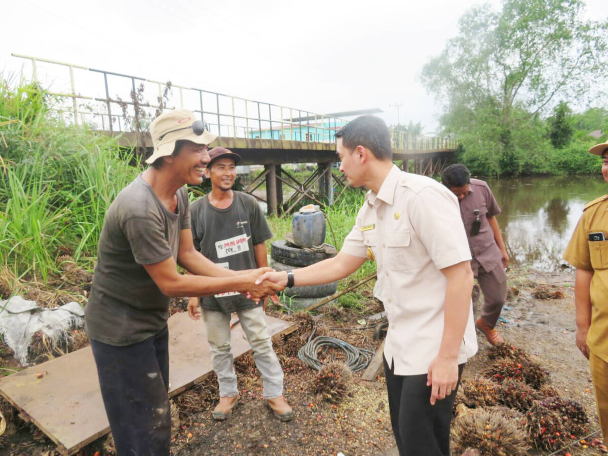 Zola: Masyarakat Butuh Jembatan yang Kuat